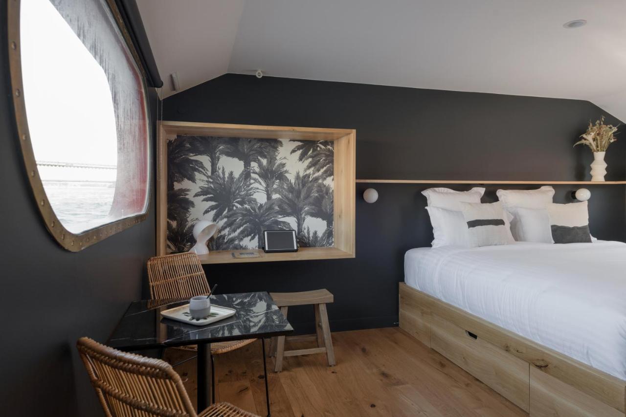 La Peniche - Bed And Bicycle - Tournon Hotel Ngoại thất bức ảnh